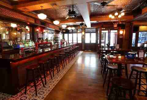 NYC Bars Open On Christmas Day 2015 - Thrillist