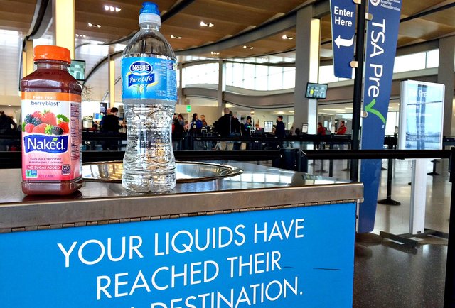 https://assets3.thrillist.com/v1/image/1624064/size/tl-horizontal_main/how-to-create-a-perfectly-healthy-meal-at-an-airport-newsstand.jpg