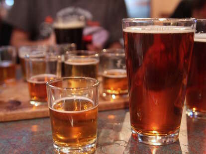O'Neal's Irish Pub, beer glasses, beer, beer samples