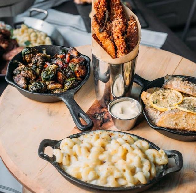 Fremont A Chicago, IL Bar.