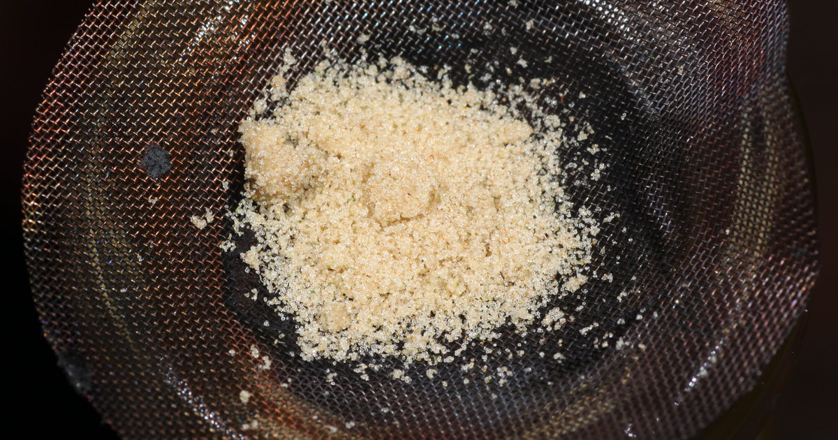 What Is Kief? What to Do With It, and How to Smoke It - Thrillist