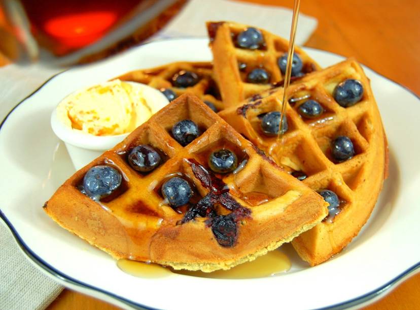 Best Breakfast In Nyc Restaurants Breakfast Places In New York City Thrillist