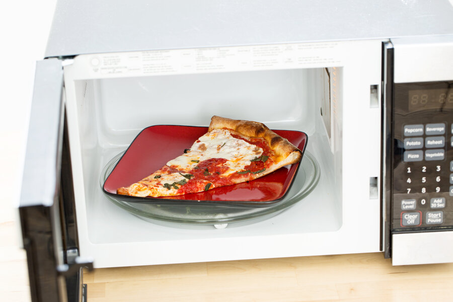 Food Will Taste Better if You Clean Your Microwave