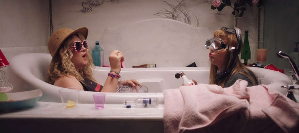 5 Life Lessons We Learned From Comedy Centrals Idiotsitter Episode 1 