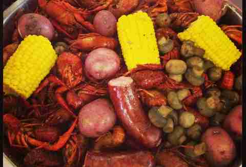 Where to Find the Best Crawfish in Houston - Thrillist