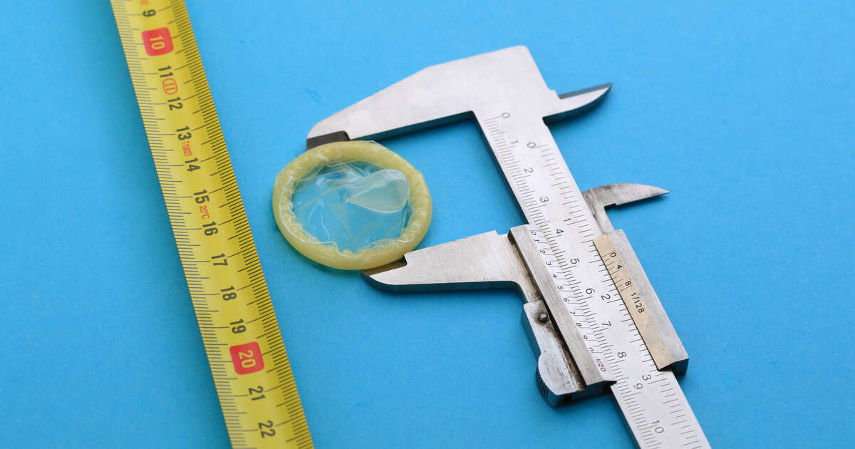 How To Measure Dick Sizes And Penis Girth For Condoms Thrillist 