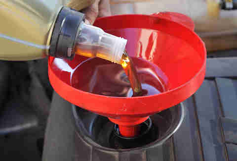 8 Easy Steps to Changing Your Car’s Oil - Thrillist