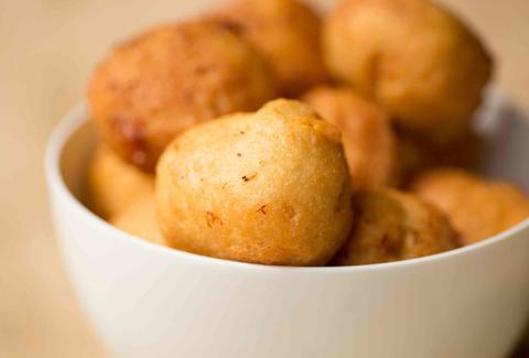 A Dozen Foods You Didn T Know You Could Deep Fry Thrillist