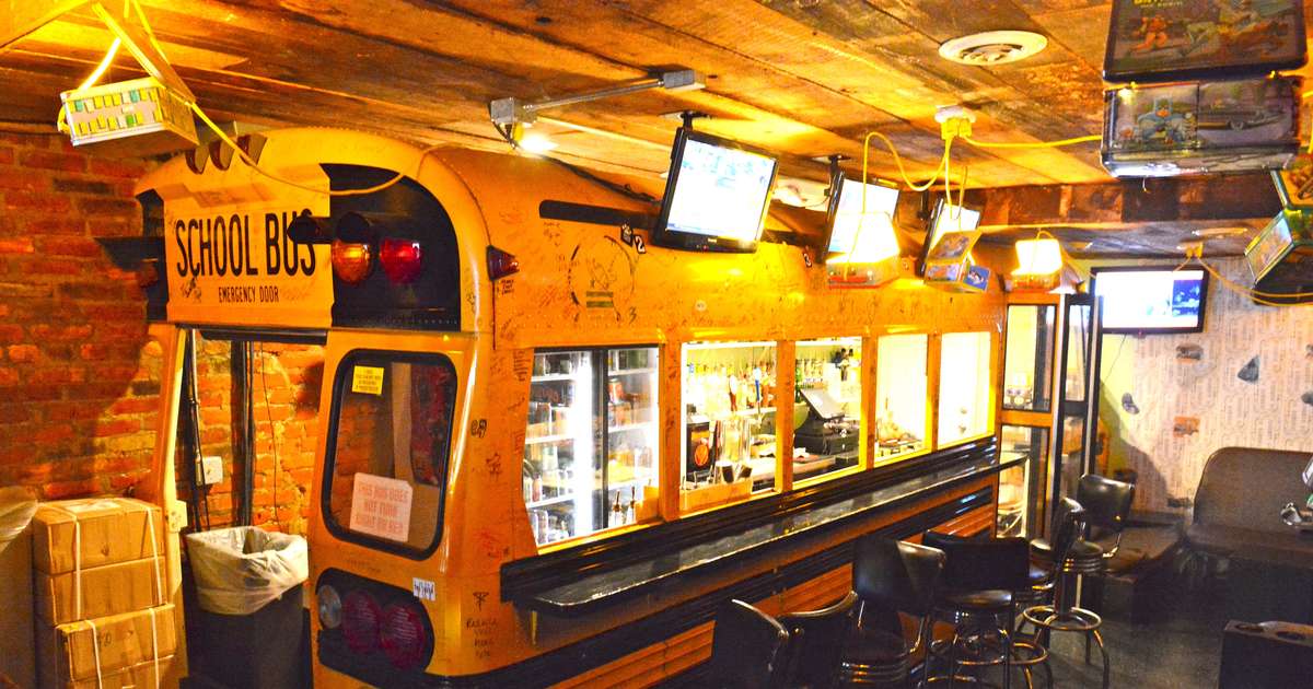 The Best Dive Bars in DC Thrillist