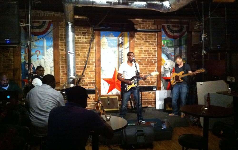 The Best Dive Bars in DC Thrillist