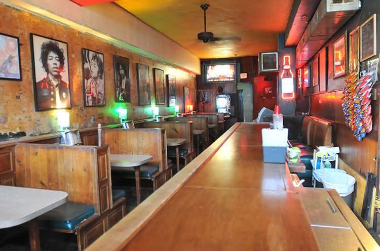 Best Dive Bars In Washington Dc Where To Find Good Neighborhood Bars Thrillist