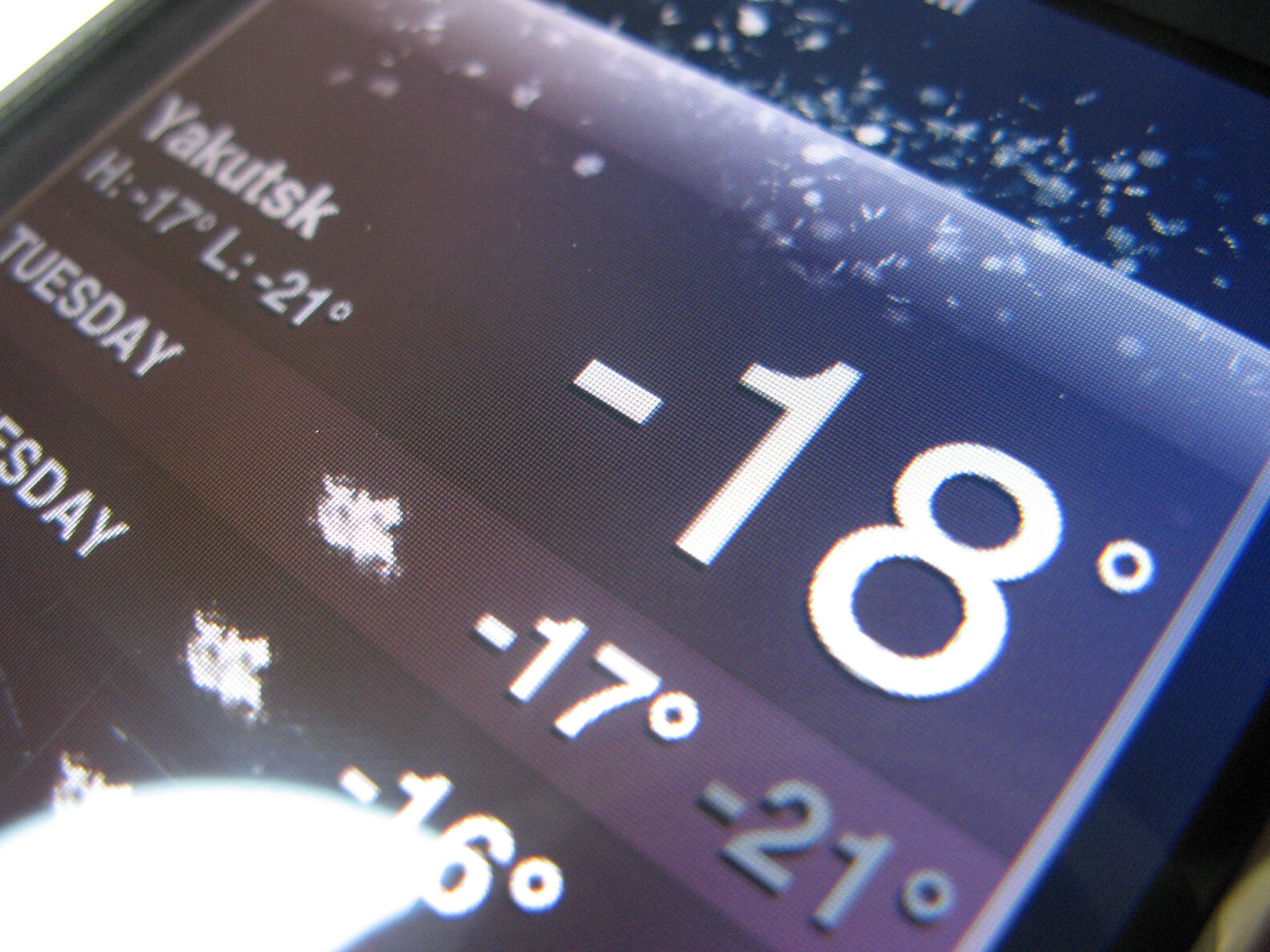 Why Your iPhone Doesn't Work When It's Cold Thrillist