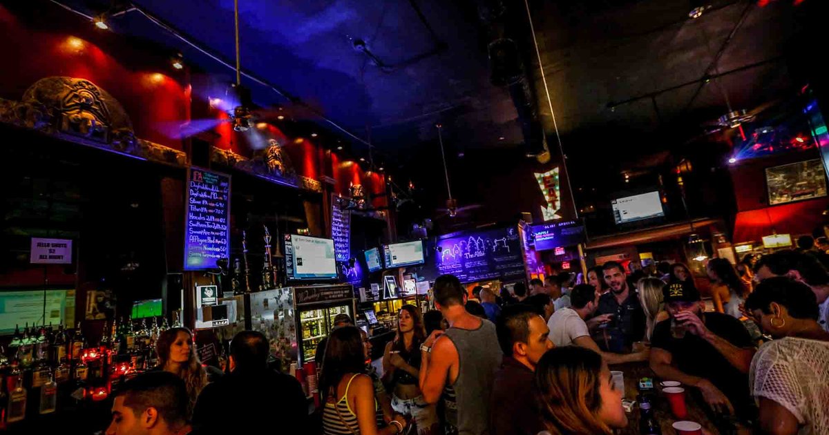 The Best Dive Bars in Miami Neighborhood Guide to Dive Bars Thrillist