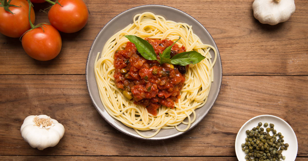 1200px x 630px - The Sordid Story of Puttanesca, the Prostitute Pasta Sauce - Thrillist