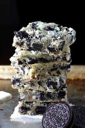 Cookies and cream blondies