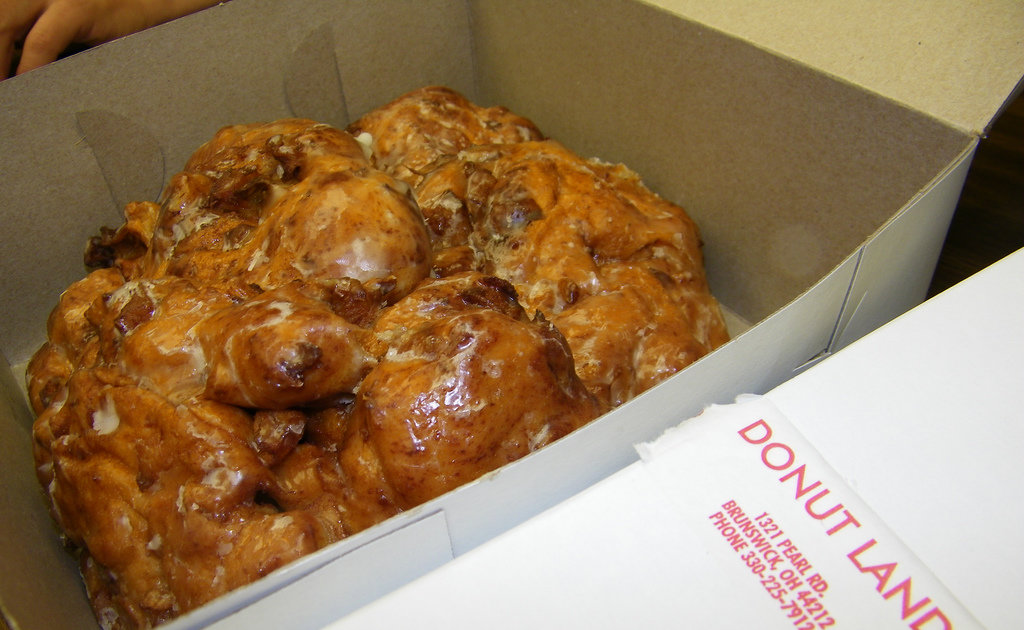 Donut Land A Cleveland, OH Restaurant.