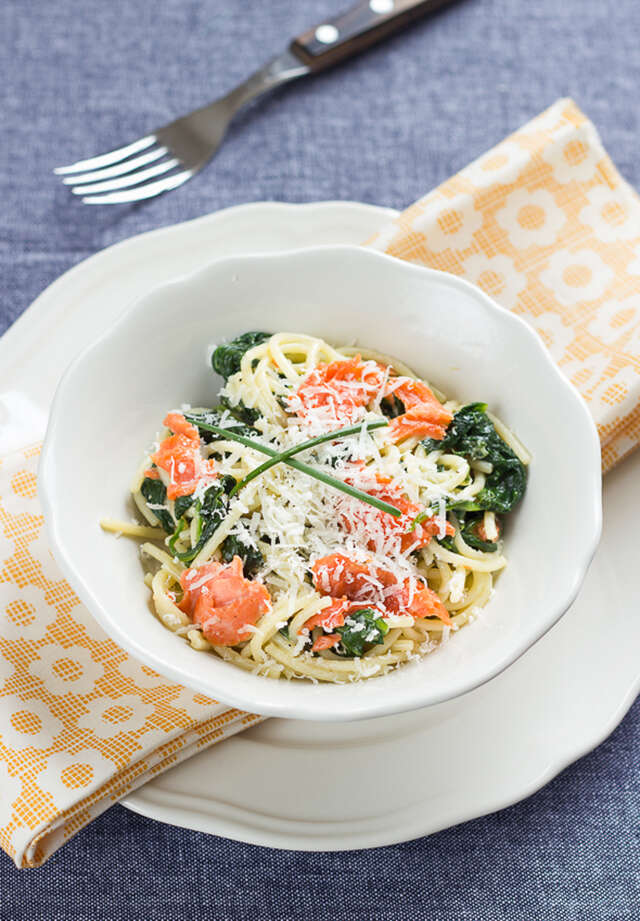 Salmon and spinach pasta