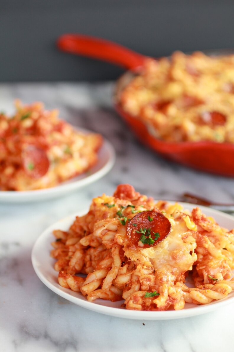 Cheesy baked skillet pasta