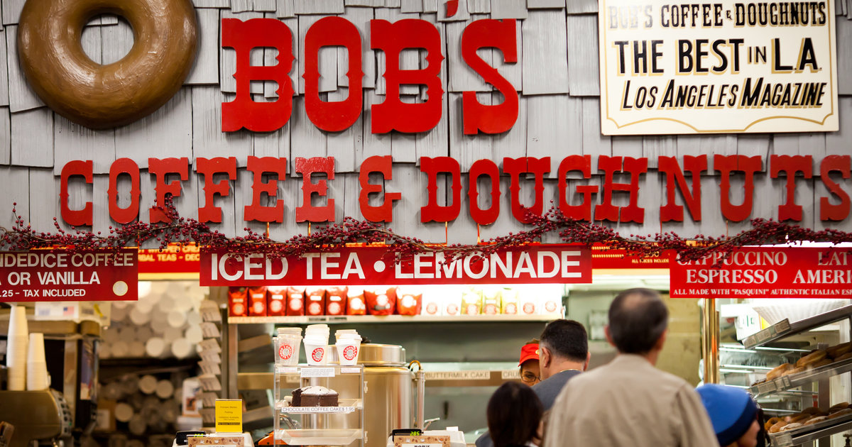 Bob's Coffee & Doughnuts: A Los Angeles, CA Restaurant.