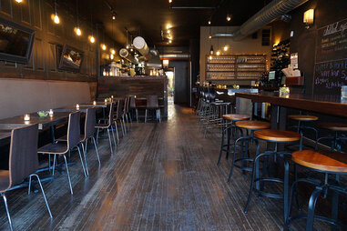 Volo Wine Bar, Roscoe Village bars