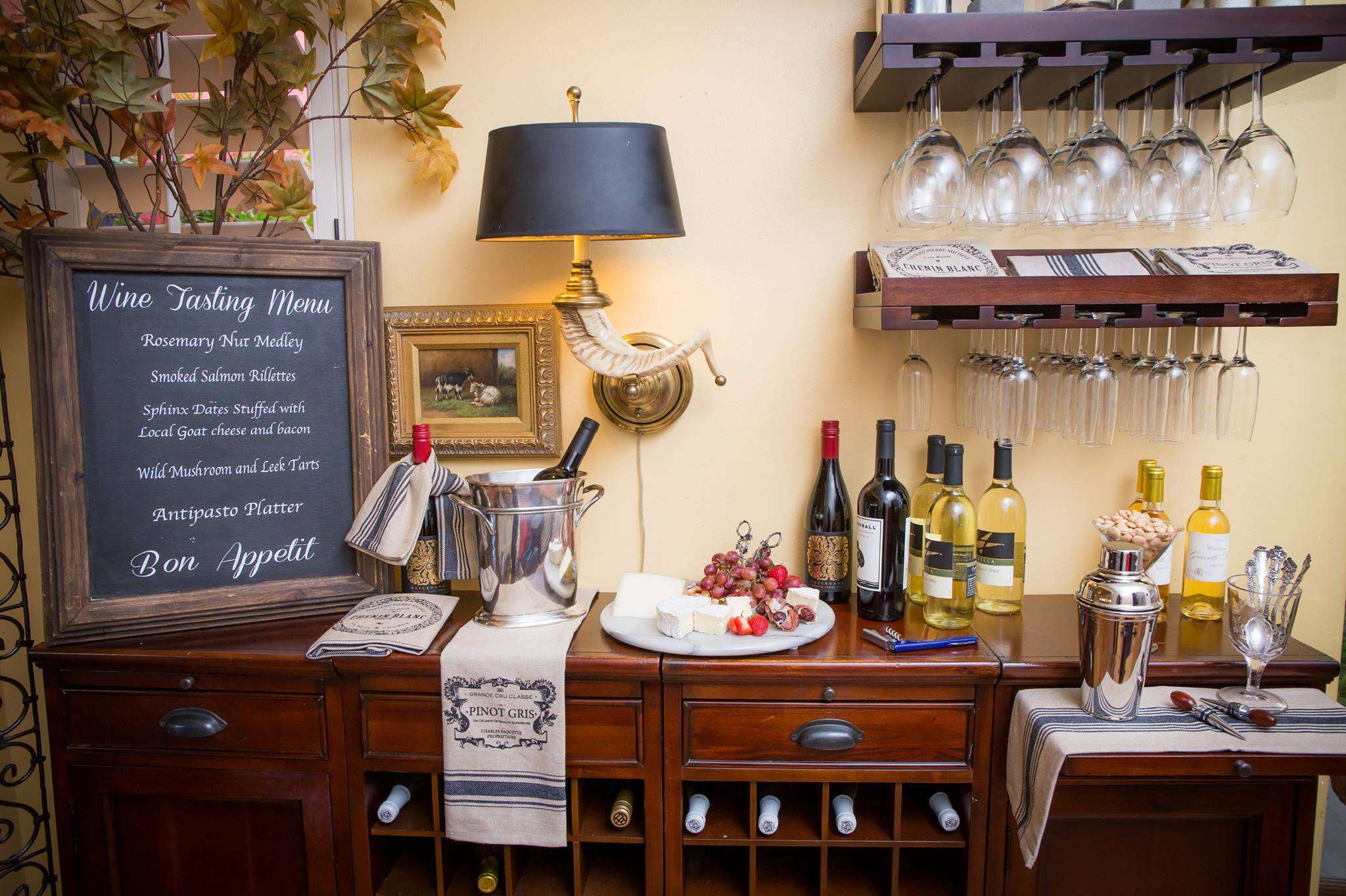 The Best Wine Bars in Phoenix Thrillist