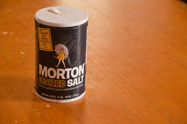 box of iodized morton salt