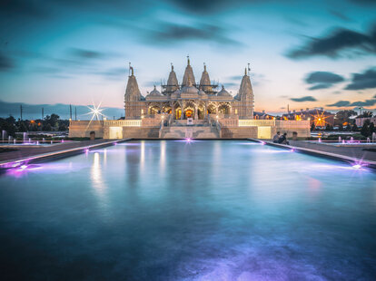 BAPS Shri Swaminarayan Mandir Hindu temple is Stafford, Houston, Texas