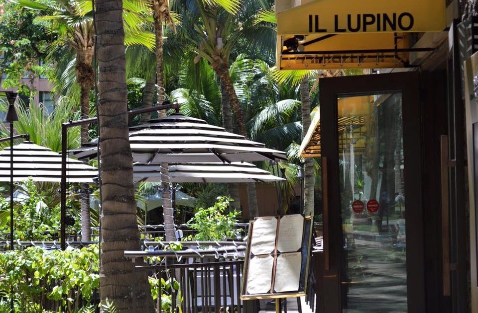 Il Lupino Trattoria & Wine Bar A Honolulu, HI Bar.