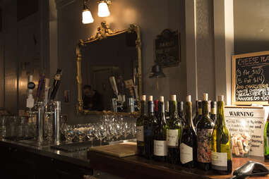 Colorado Wine company, bottles of wine, interior