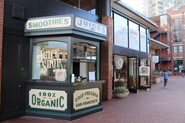 Ghirardelli Square juice shop