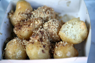 loukoumades greek dessert