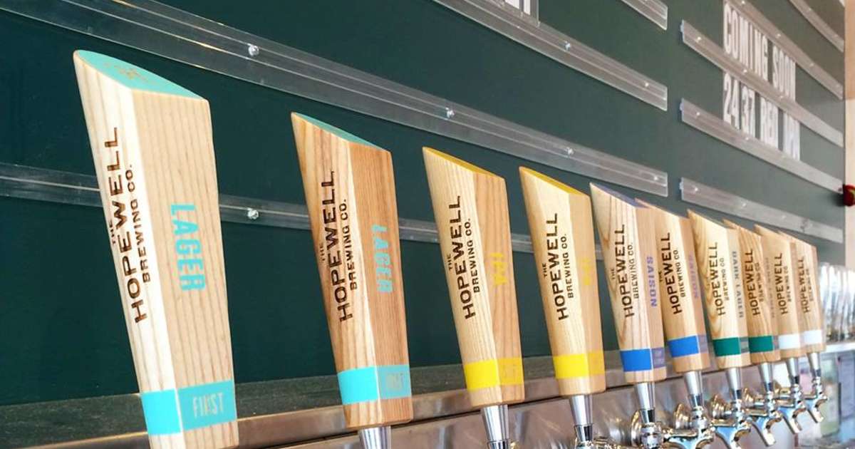 Hopewell Brewing Company: A Bar in Chicago, IL - Thrillist