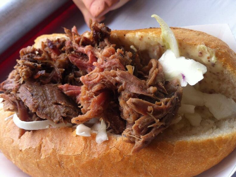 Pulled pork poboy with crispy bread