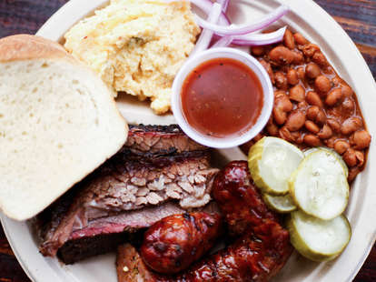 How to Smoke Meat: Guide to Cooking With a Smoker - Thrillist