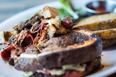 Commonwealth Restaurant & Market Boston