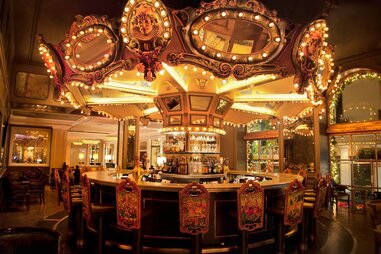 carousel bar at hotel monteleone