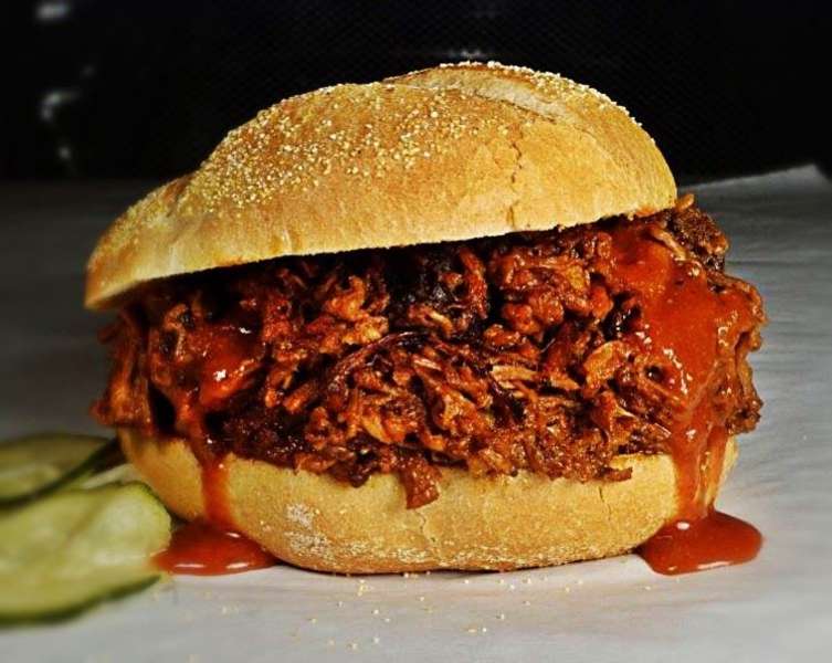 blue-ribbon-bbq-a-restaurant-in-arlington-ma-thrillist