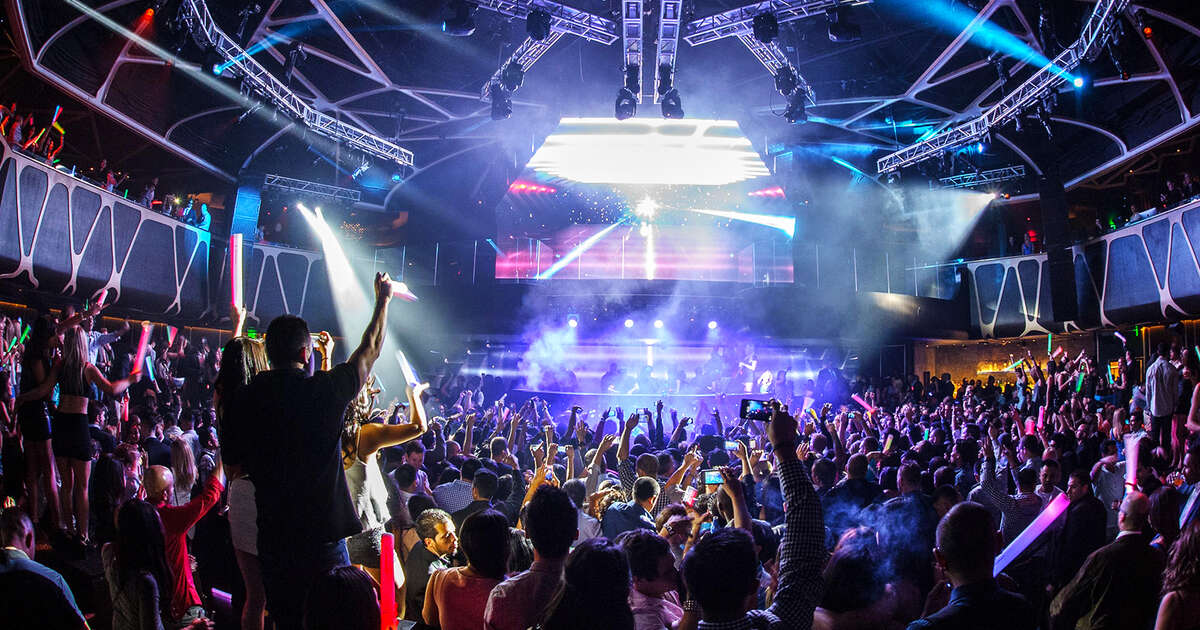 What It’s Like To Be A DJ In Las Vegas Thrillist