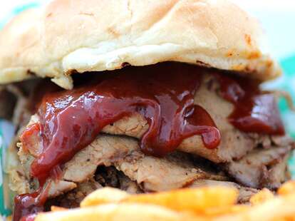 bbq sandwich, Sparky's Roadside Barbecue