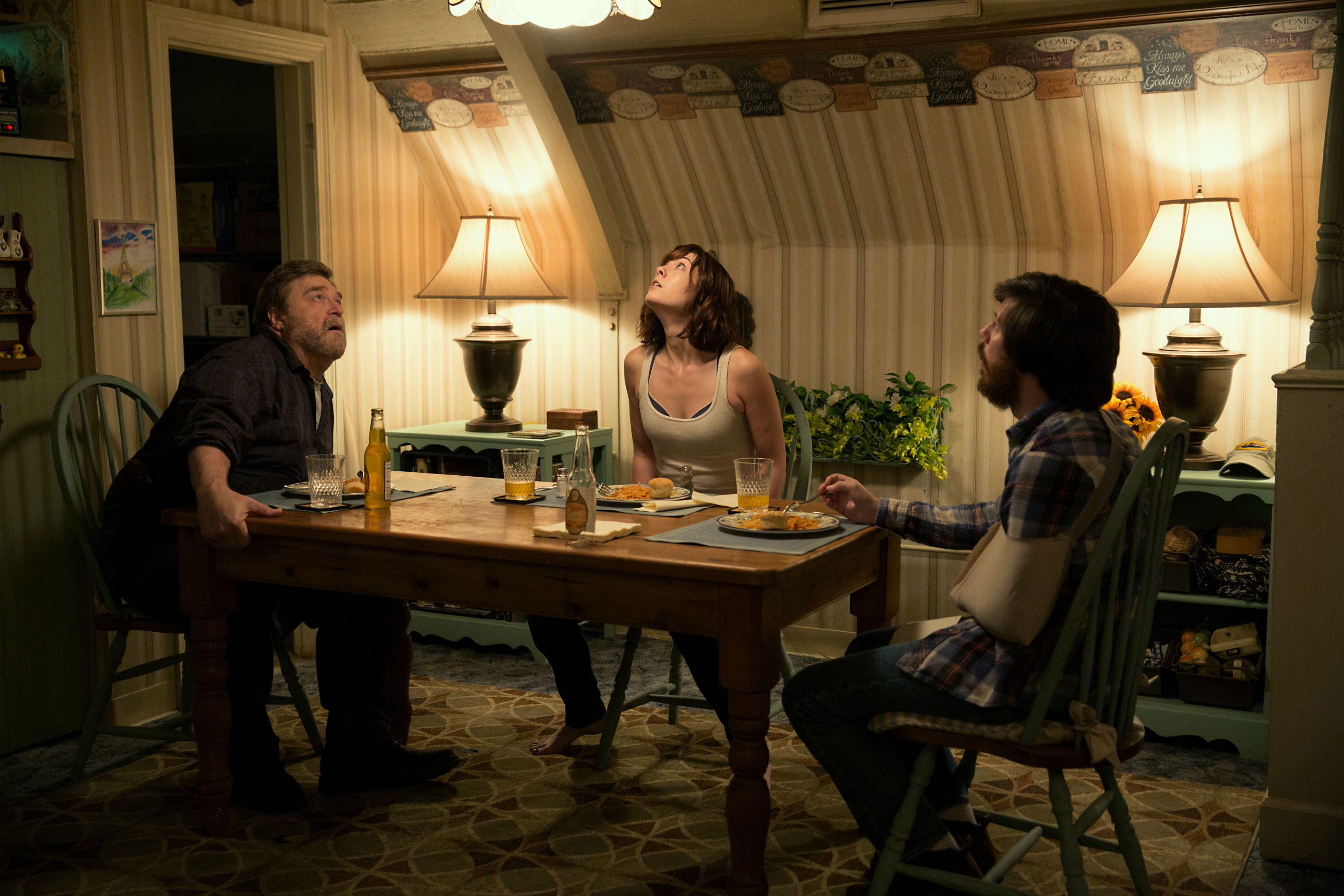 10 cloverfield lane scene