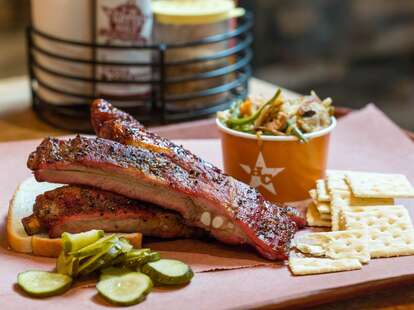 Hill Country Barbecue, barbecue ribs
