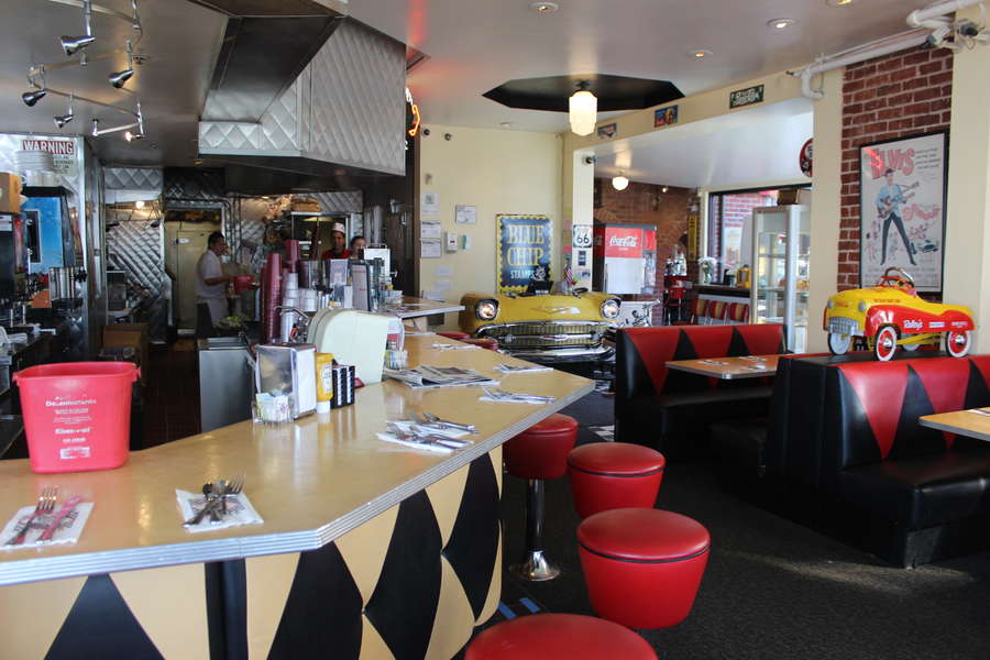 Lori's Diner A Restaurant in San Francisco, CA Thrillist