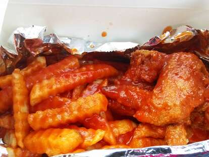 hot sauce williams bbq fries ketchup 