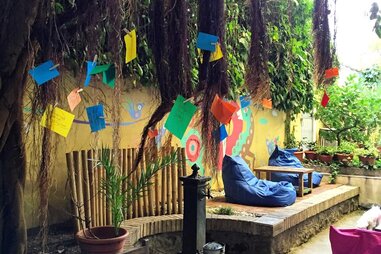 the beehive rome hostel garden best hostels