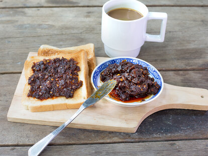 breakfast, fried chili paste