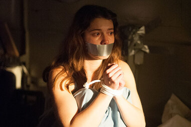 Mary Elizabeth Winstead in Faults