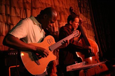 jazz performance at the beehive boston