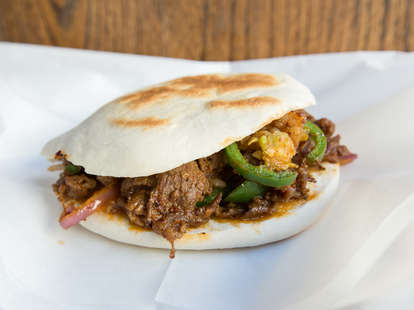 spicy cumin lamb burger, xi’an famous foods