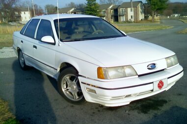 Ford Taurus SHO