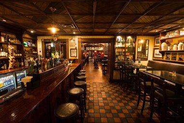 Rí Rá Irish Pub interior bar las vegas